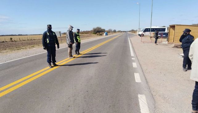 El hombre intent&oacute; burlar los controles en la localidad de Antilla. (Foto: El Tribuno de Salta)