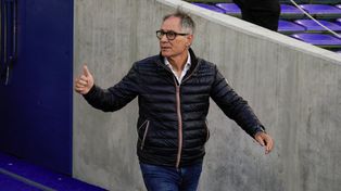 Ariel Holan nunca pudo repetir equipo y esta vez no será la excepción. Se vienen cambios para River.