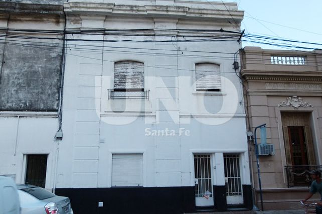 Sorprenden y apresan a tres ladrones robando en pleno centro santafesino