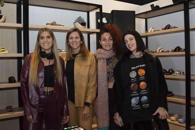 Steffi Tonutti, Elisabeth Mack, Yanina Wasiner y María Dana