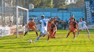 Colón perdió contra Temperley y cada vez juega peor con Rodolfo De Paoli como entrenador.
