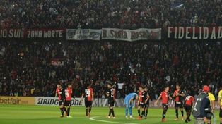 El hincha de Colón dio su veredicto: ¿el clásico o la final de la Sudamericana?