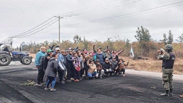 Morales enojado con Gendarmería y el Gobierno por avalar los cortes de ruta