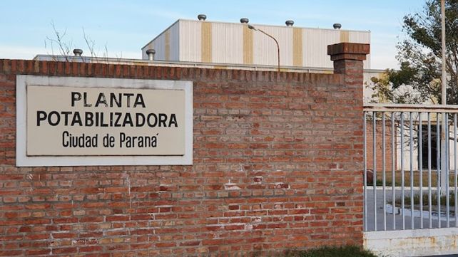 Los trabajos en la planta potabilizadora de agua Echeverría de Paraná afectan el envío del suministro hacia los centros de Parque del Lago y Lola Mora