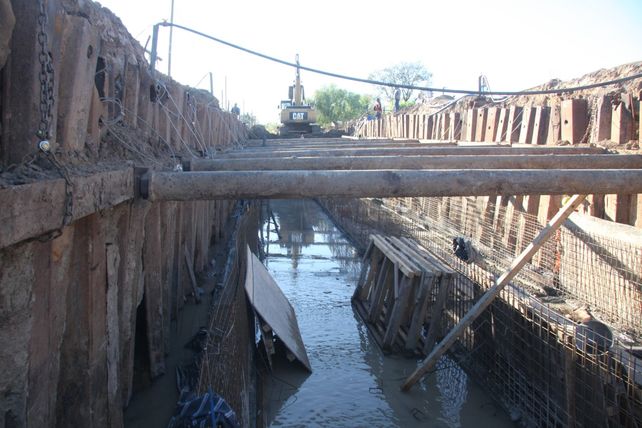 Obras hídricas. Son fundamentales para numerosos barrios de la capital de la provincia.