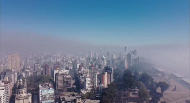 Rosario recibió humo de los incendios en las islas durante casi tres años.