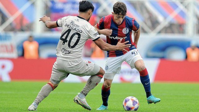 San Lorenzo no pudo con Colón como local.