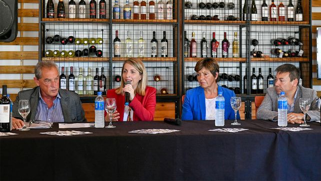 Presentaron el evento vitivinícola Entre Ríos, Entre Viñas