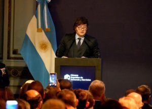 Milei hizo una defensa del modelo económico y atacó a empresarios prebendarios