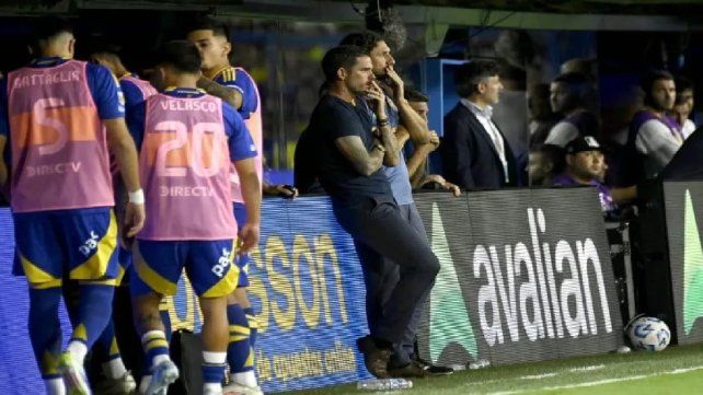 Fernando Gago dio la lista de concentrados con varios regresos.