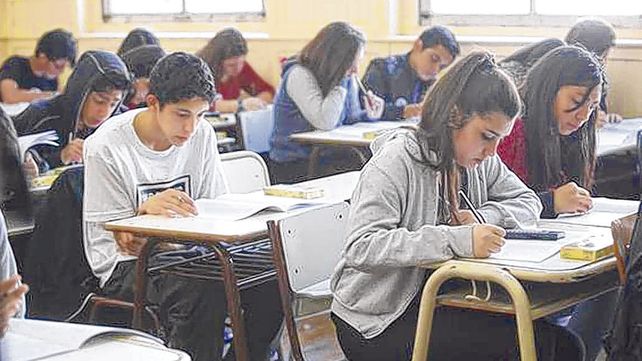 Alumnos secundarios. La evaluación muestra que sólo el 4