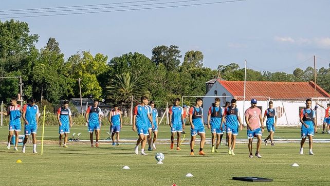 El Plan B que Juan Azconzábal planea para Unión