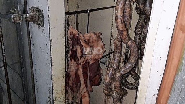 Los Pumas decomisaron 40 kg de carne en mal estado en Romang.