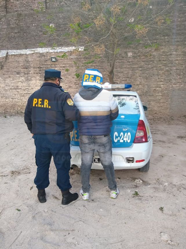 Carpincho tenía prisión domiciliaria y en un asalto robó una camioneta