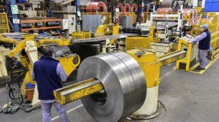 Cumbre de empresarios, sindicalistas y provincia para evaluar la crisis metalúrgica en Santa Fe