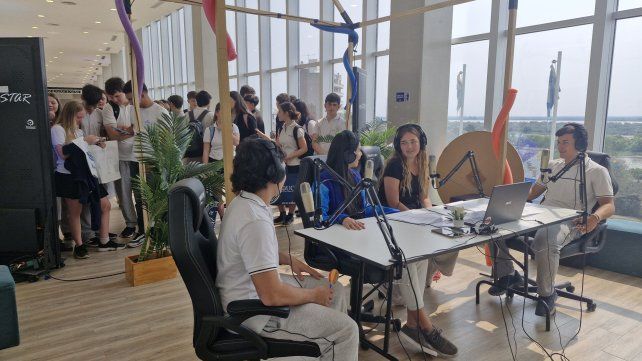Además del stand de difusión de propuestas académicas