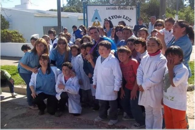 López fue recibido en Colón con una fiesta