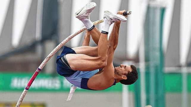 El santafesino Germán Chiaraviglio se mostró en gran forma y consiguió una marca de 5.60 en el Grand Prix Sudamericano de Atletismo.