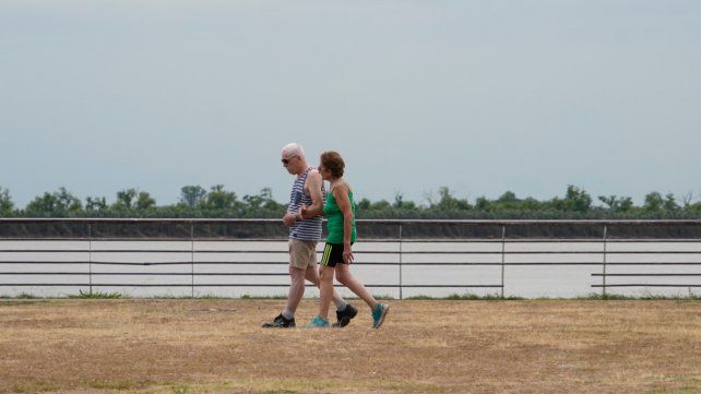 La mini primavera se hace veranito: martes de 29 grados en Rosario