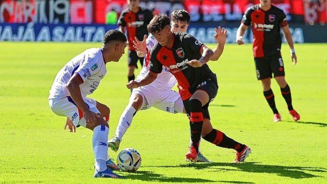 Newell´s y San Lorenzo empataron 0 a 0 en un aburrido encuentro