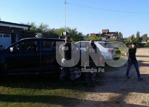 Indagarán a dos espías de la Gendarmería acusados de proteger a vendedores de drogas