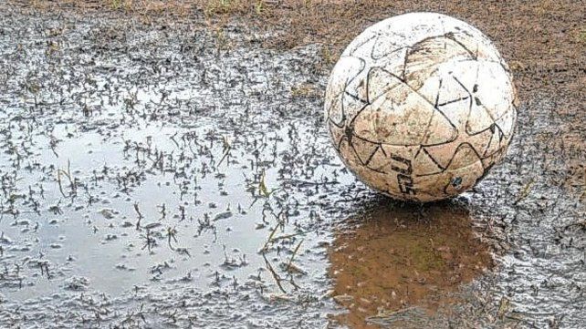 Fue un sábado pasado por agua en la Liga Santafesina
