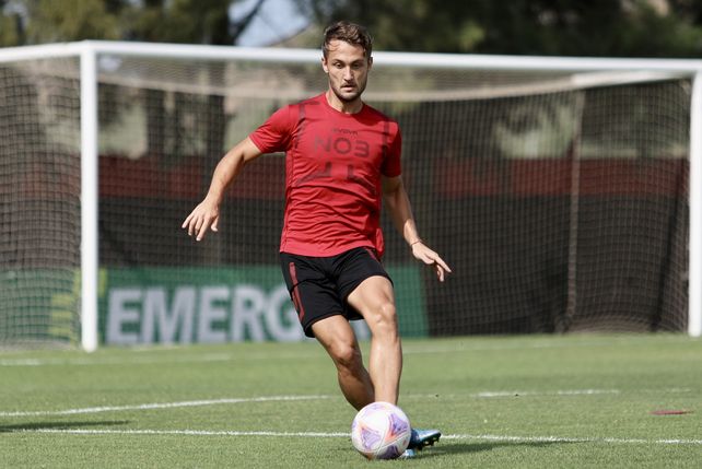 Martino está dando una batalla por la izquierda con Pittón.