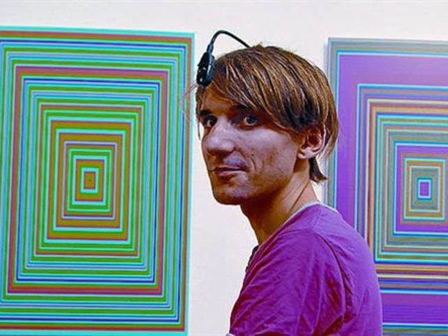 El primer cyborg del mundo: cómo es vivir con una antena en tu cabeza