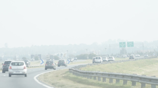 Lanzan una advertencia de nivel violeta por niebla y escasa visibilidad en la región
