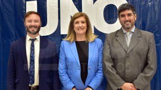 De izq., a der.: Francisco Azcué,Rosario Romero, y Adrián Fuertes, de Concordia, Paraná y Villaguay, respectivamente.