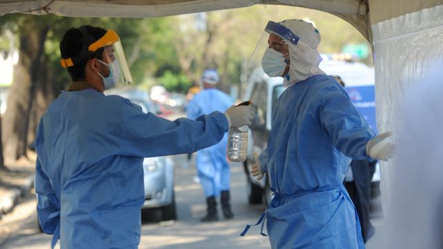 Hubo casi dos mil nuevos contagios de coronavirus en la provincia, de los cuales 812 son de Rosario