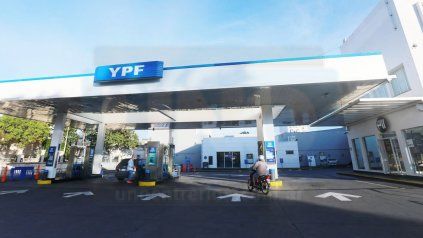 La nafta y el diesel de YPF son más caros desde este domingo en Paraná.