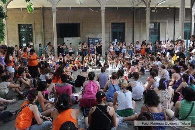 Hoy es el Día Internacional de la Eliminación de la Violencia contra la Mujer.