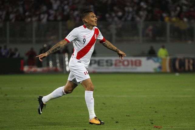 Racing llega a un acuerdo con Paolo Guerrero.