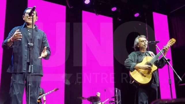 Miles de personas en la primera noche de la 35ª Fiesta Nacional del Mate
