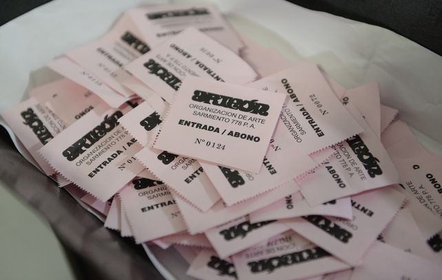 Arteón juega todas sus cartas por un espacio propio