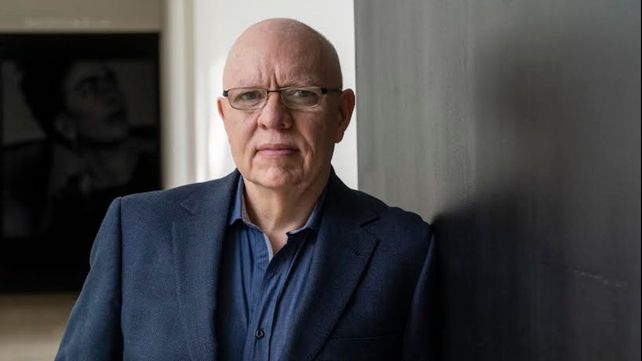 El periodista y escritor Jorge Fernández Díaz lanzó la novela Cora