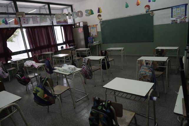 Sentir, pensar, narrar, un libro que recupera voces y relatos de docentes