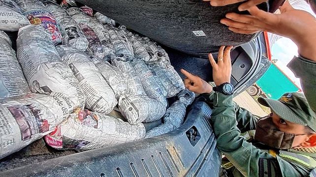 Incautaron hojas de coca en auto que venía a Entre Ríos