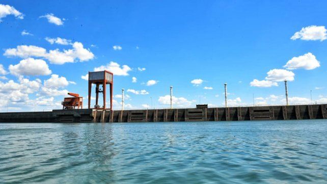 La represa Itaipú liberará agua y subirá el nivel del Paraná