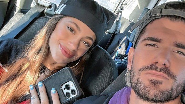 La cantante Tini Stoessel y el futbolista Rodrigo De Paul lo anunciaron este martes