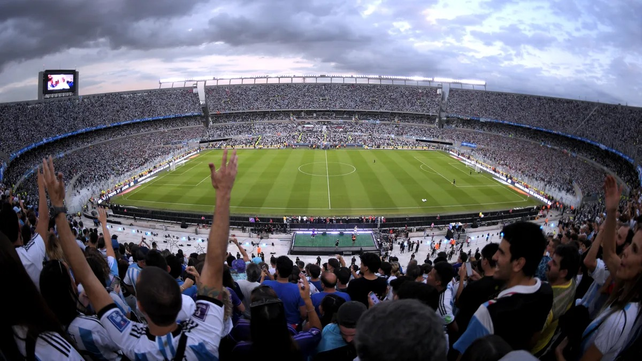 Los precios de las entradas para el partido de Argentina con Brasil aumentaron considerablemente.