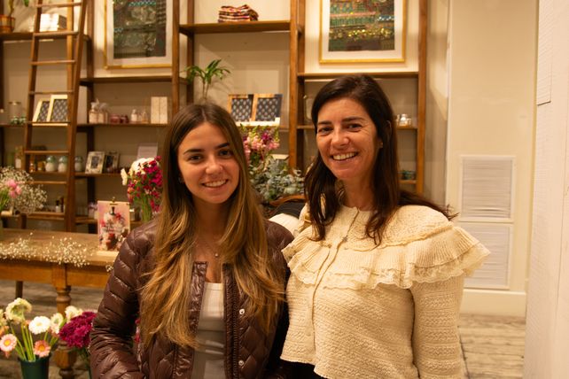 Mía López Cali y María Luz Rolla.  