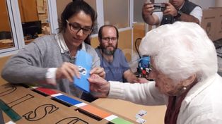 Una santafesina de 105 años participó de las elecciones y llamó a los jóvenes a votar