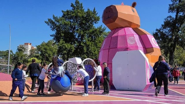 CapiPlaza inaugurada. Nuevo espacio en el Parque del Sur funcionará como sede del Fan Fest.