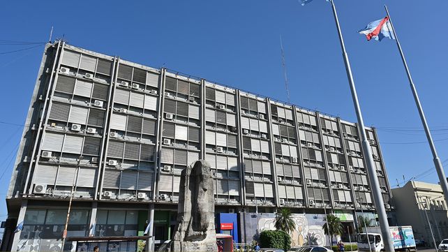 Docentes entrerrianos cobran el complemento salarial de septiembre con el aumento del 3