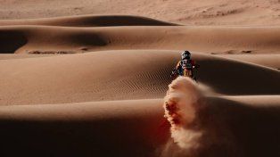 Luciano Benavides finalizó sexto en el tramo entre Ha’il y Riyadh del Dakar 2026.&nbsp;