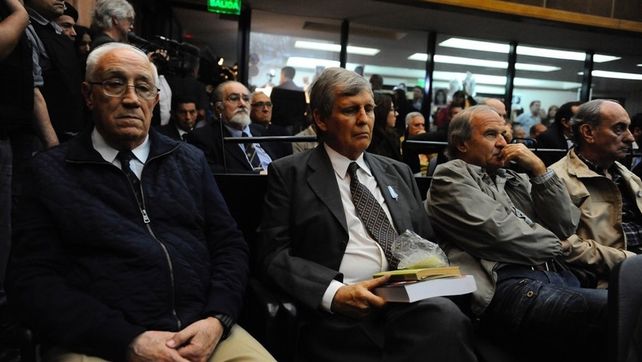 Condenaron a prisión perpetua a Astiz y al Tigre Acosta por los crímenes cometidos en la ESMA