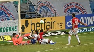 Bahía perdió con San Pablo y sumó más casos de Covid-19