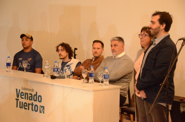 Juan Pablo Rossarola, representando a la Fundación “Tendiendo Puentes”, puso acento en la importancia del compromiso para con estas acciones concretas e inclusivas.